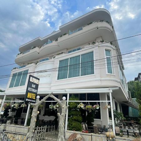 Hotel Ujvara Belsh Dış mekan fotoğraf