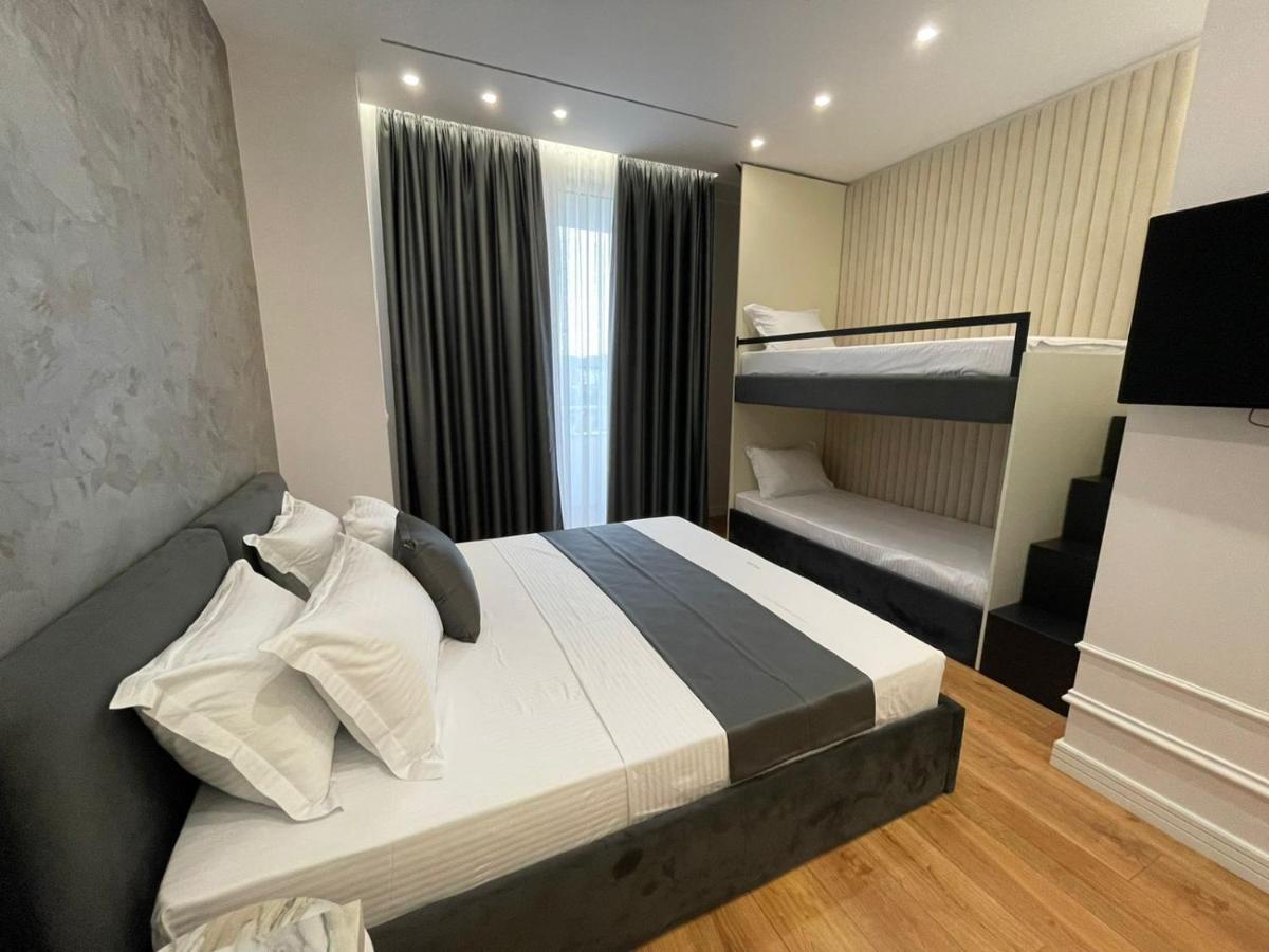 Hotel Ujvara Belsh Dış mekan fotoğraf
