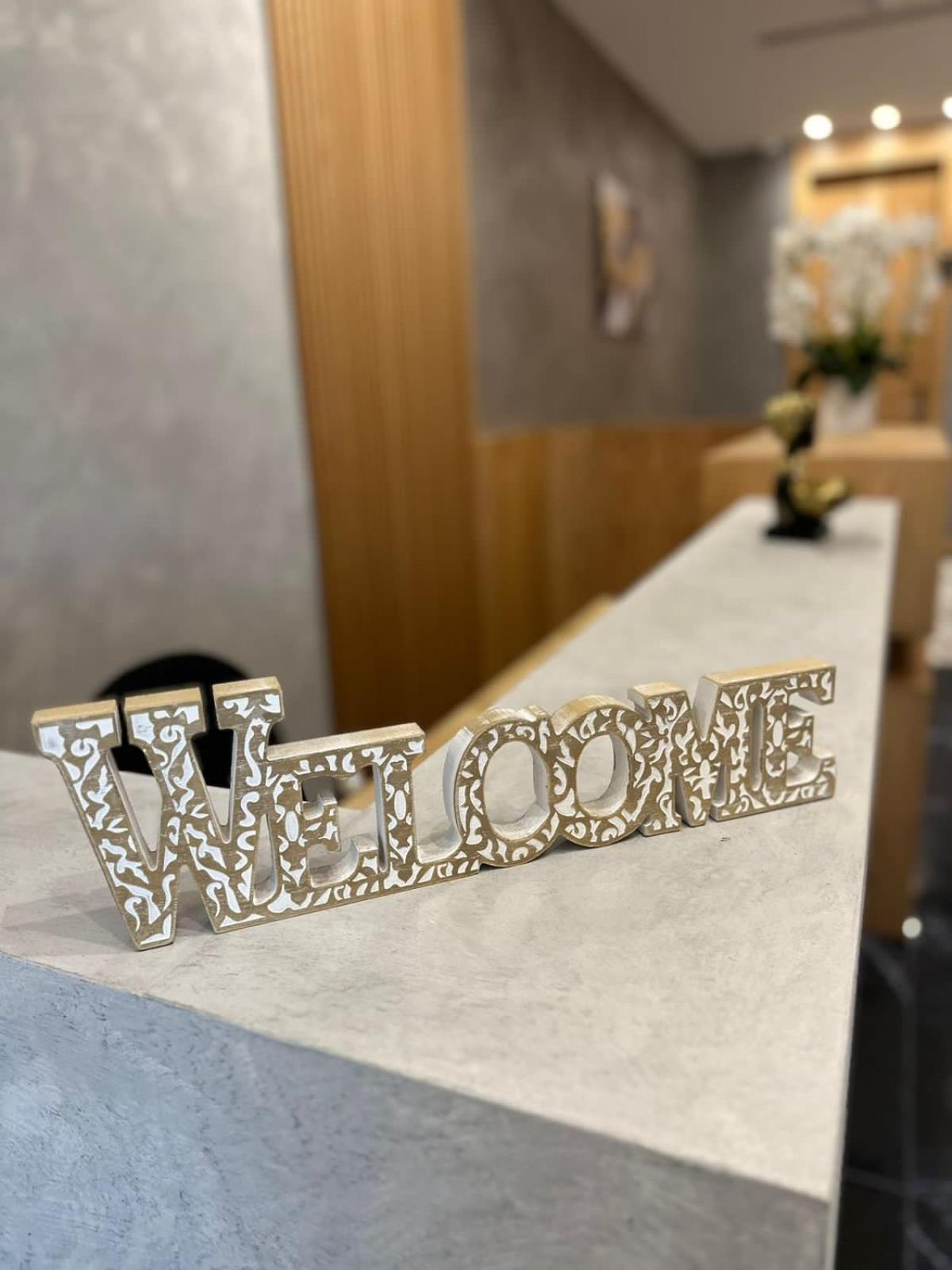Hotel Ujvara Belsh Dış mekan fotoğraf